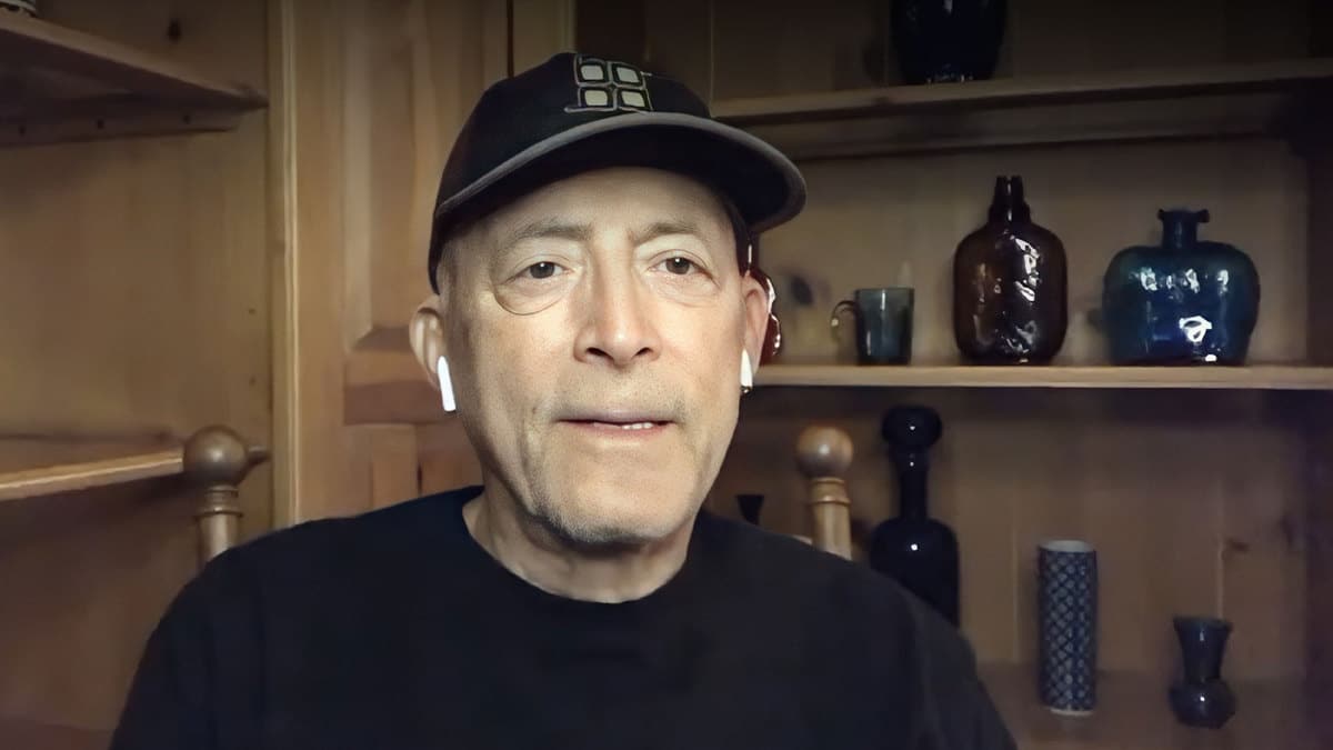 Veteran Trader Peter Brandt Calls Ethereum "A Moon Shot"